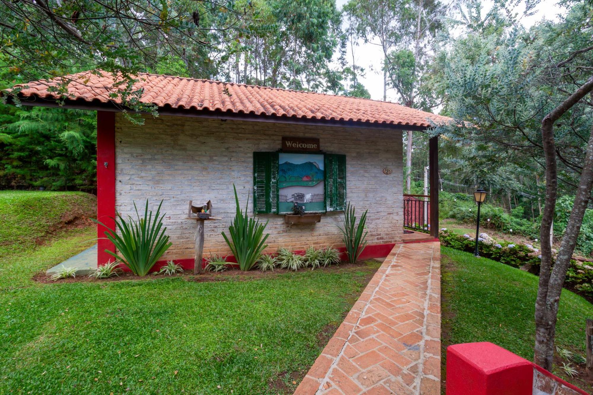 Pousada Das Acacias Camanducaia Buitenkant foto